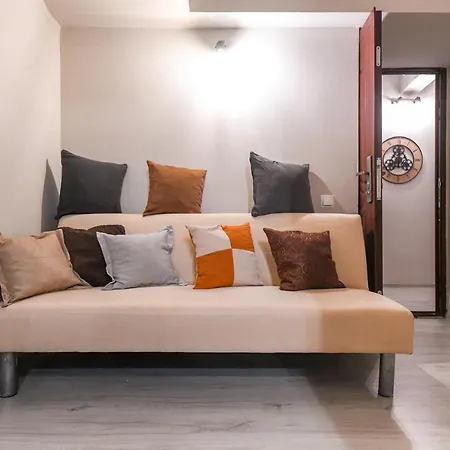 Two Bedroom Apartment In The City Center Apartman *