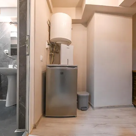 Two Bedroom Apartment In The City Center Apartman